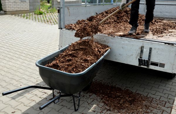 Bulk Mulch Delivery in Cherry Hill